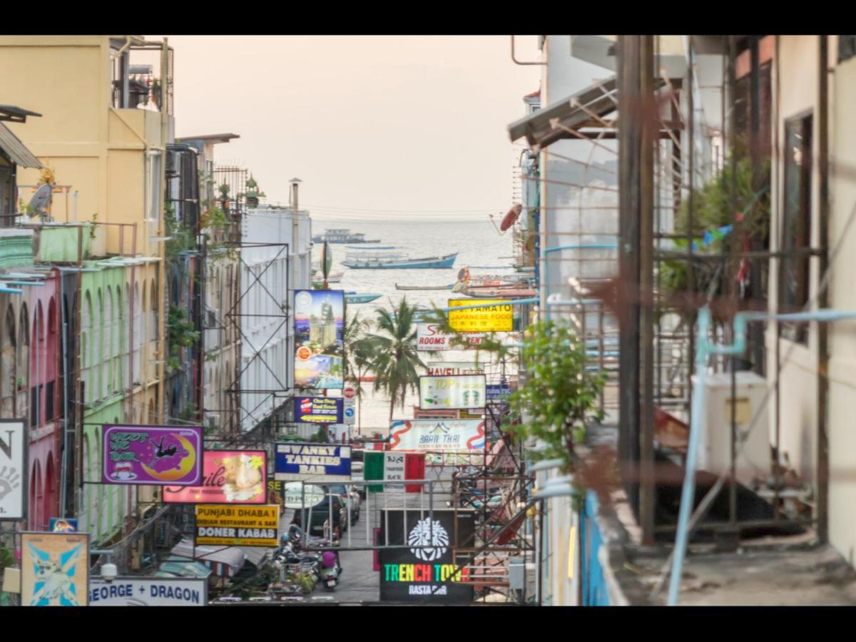 Tuk'S Sports Bar Hotel Pattaya Exterior photo